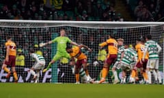 Jonathan Obika scores for Motherwell to make it 1-1 against Celtic.