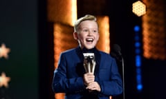 BESTPIX - 27th Annual Critics Choice Awards - Show<br>LOS ANGELES, CALIFORNIA - MARCH 13: Jude Hill accepts the Best Young Actor/Actress award for "Belfast" onstage during the 27th Annual Critics Choice Awards at Fairmont Century Plaza on March 13, 2022 in Los Angeles, California. (Photo by Alberto E. Rodriguez/Getty Images for Critics Choice Association)