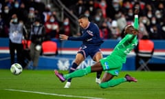 Paris Saint Germain v AS Saint-Etienne - Ligue 1 Uber Eats<br>PARIS, FRANCE - FEBRUARY 26: Kylian Mbappe of Paris Saint-Germain scores during the Ligue 1 Uber Eats match between Paris Saint Germain and AS Saint-Etienne at Parc des Princes on February 26, 2022 in Paris, France. (Photo by Aurelien Meunier - PSG/PSG via Getty Images)