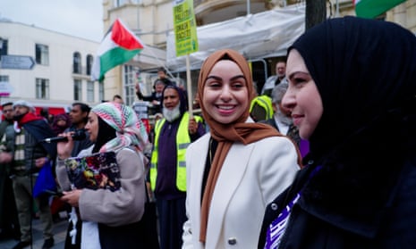 Will Gaza cost Labour votes in east London? The view from Ilford – video 