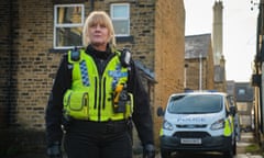 Sarah Lancashire as Sgt Catherine Cawood. 