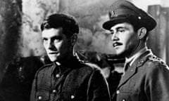 Tom Courtenay and Dirk Bogarde in King and Country.