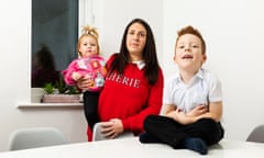 Felicity Hutchinson<br>For Guardian Business. Pictured is Felicity Hutchinson with her children Arthur Farrall(5) and Eliza Farrall(2) at home in Newcastle-under-Lyme Photo by Fabio De Paola. Felicity has stopped working in a cafe as her wage does not cover the child care costs. Photo by Fabio De Paola