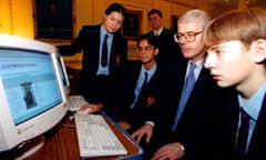 John Major with schoolchildren