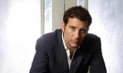 Clive Owen in portrait session for new film 'Children of Men' in Santa Monica<br>Actor Clive Owen is seen in this portrait session for Reuters photographed  November 17, 2006 to promote his upcoming film "Children of Men" in Santa Monica, California.   REUTERS/Danny Moloshok (UNITED STATES)