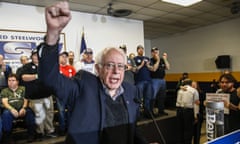 Bernie Sanders campaigns for the Iowa Caucus<br>epa05127684 Vermont Senator and Democratic presidential candidate Bernie Sanders gestures as he speaks at a campaign event at the steelworkers union hall in Des Moines, Iowa, USA, 26 January 2016. The Iowa Caucus will be held 01 February 2016 and is the first official test of candidates seeing their parties nominations. EPA/TANNEN MAURY