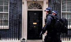 Prime Minister Boris Johnson under pressure following further lockdown party allegations<br>epa09678418 Police outside Ten Downing Street in London, Britain, 11 January 2022.  British Prime Minister Boris Johnson has come under increased pressure following further lockdown party allegations where he is said to have attended a garden party at Downing Street during lockdown in May 2020.  EPA/ANDY RAIN
