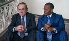 Tommy Lee Jones and Jamie Foxx in The Burial.