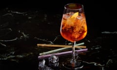 Aperol Spritz with ice and orange