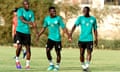 Badou Ndiaye, right, training with Senegal’s Cheikh N’Doye, left, and Idrissa Gana Gueye.