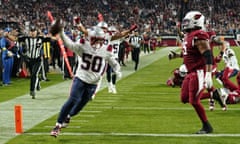 Linebacker Raekwon McMillan celebrates after recovering a Cardinals fumble to score a touchdown