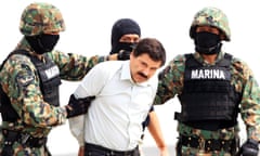 Marines hold drug lord Joaquín Guzmán, alias El Chapo, in Mexico City in 2014