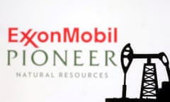 FILE PHOTO: Illustration shows ExxonMobil and Pioneer Natural Resources logos<br>FILE PHOTO: ExxonMobil and Pioneer Natural Resources logos are seen in this illustration taken, October 8, 2023. REUTERS/Dado Ruvic/Illustration/File Photo