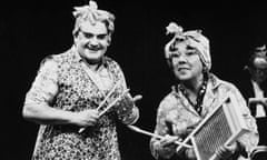 RONNIE BARKER & RONNIE CORBETT
TV 'THE TWO RONNIES' (1976)
18/09/1976
TA222
Allstar/BBC