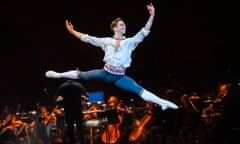 Francesco Gabriele Frola in The Flower Festival in Genzano, pas de deux, part of Nureyev Legend and Legacy @ Theatre Royal Drury Lane (Opening 05-09-22 ©Tristram Kenton 09-22 (3 Raveley Street, LONDON NW5 2HX TEL 0207 267 5550 Mob 07973 617 355)email: tristram@tristramkenton.com