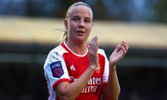 Beth Mead applauds Arsenal’s fans after being substituted during Sunday’s WSL win against Brighton.