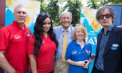 Bez and Rowetta Idah with Jarvis Cocker and Candida Doyle on Bargain Hunt