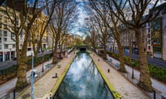 Small park along Canal Saint-Martin, in Paris