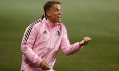 Inter Miami CF v Philadelphia Union<br>CHESTER, PENNSYLVANIA - APRIL 24: Head coach Phil Neville of Inter Miami CF calls tactics during the first half against the Philadelphia Union at Subaru Park on April 24, 2021 in Chester, Pennsylvania. (Photo by Tim Nwachukwu/Getty Images)