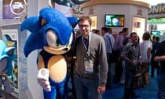 Keith Stuart at E3 with Sonic