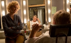 Cate Blanchett and Robert Redford as Dan Rather in Truth.