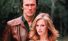 The Gauntlet - 1977<br>Editorial use only. No book cover usage. Mandatory Credit: Photo by Warner Bros/Kobal/REX/Shutterstock (5883086k) Clint Eastwood, Sondra Locke The Gauntlet - 1977 Director: Clint Eastwood Warner Bros USA Film Portrait Action/Adventure L’Epreuve de force