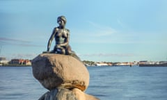 The Little Mermaid statue in Copenhagen, Denmark<br>KJ4X49 The Little Mermaid statue in Copenhagen, Denmark