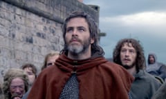 Chris Pine as Robert the Bruce in Outlaw King