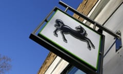 Lloyds Banking Group leads market higher