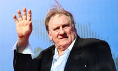 Gérard Depardieu waving