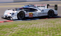 The Porsche 919 of Mark Webber, Timo Bernhard and Brendon Hartley