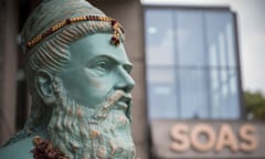 Statue of Thiruvalluvar outside the Soas campus.