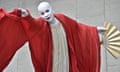 Lindsay Kemp performing in Kemp Dreams Kabuki Courtesans in Florence, Italy, in 2017.