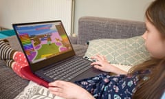 Young girl playing Roblox