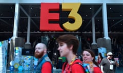 Gaming fans at E3 2018.