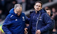 Marcelo Bielsa, then in charge of Leeds, with Frank Lampard (right) at a game at Everton last February.