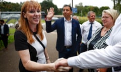 Angela Rayner visiting greeting workers with Scottish Labour leader Anas Sarwar