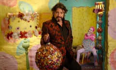Outrageous Homes with Laurence Llewelyn-Bowen.