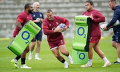 Ben Earl trains with England during their session