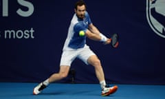 Andy Murray plays a backhand