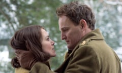 Keira Knightley and Jason Clarke in The Aftermath.