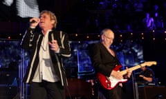 Roger Daltrey and Pete Townshend on stage