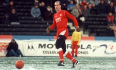 Nottingham Forest’s Johnny Metgod wearing tights and gloves during the 1986-87 season.