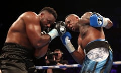 Dillian Whyte (right) in action against Dereck Chisora during their WBC World Heavyweight Title Eliminator in 2016.