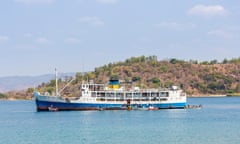 Local people boarding the ferry to Mozambique, Ilala Ferry Port, Likoma Island, Lake Malawi, Malawi, south-east Africa<br>F3R3GT Local people boarding the ferry to Mozambique, Ilala Ferry Port, Likoma Island, Lake Malawi, Malawi, south-east Africa