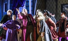 Stephen Gadd as Sir Roderic Murgatroyd and Chorus in Opera Holland Park's co-production of Ruddigore with Charles Court Opera 2023 © Craig Fuller