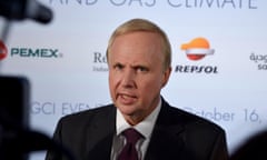 Bob Dudley at a press conference