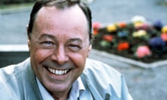 Bill Treacher as Arthur Fowler in EastEnders in 1996.