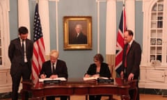 Jo Johnson (UK Minister of State for Universities, Science, Research and Innovation) and Judith G. Garber (U.S. Acting Assistant Secretary of State for Oceans and International Environmental and Scientific Affairs) signed the U.S.-UK Science and Technology Agreement on Sept. 20 in Washington, D.C.