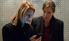 Episode 612<br>Claire Danes as Carrie Mathison and Elizabeth Marvel as Elizabeth Keane in HOMELAND (Season 6, Episode 12). - Photo: JoJo Whilden/SHOWTIME - Photo ID: HOMELAND_612_1775.R